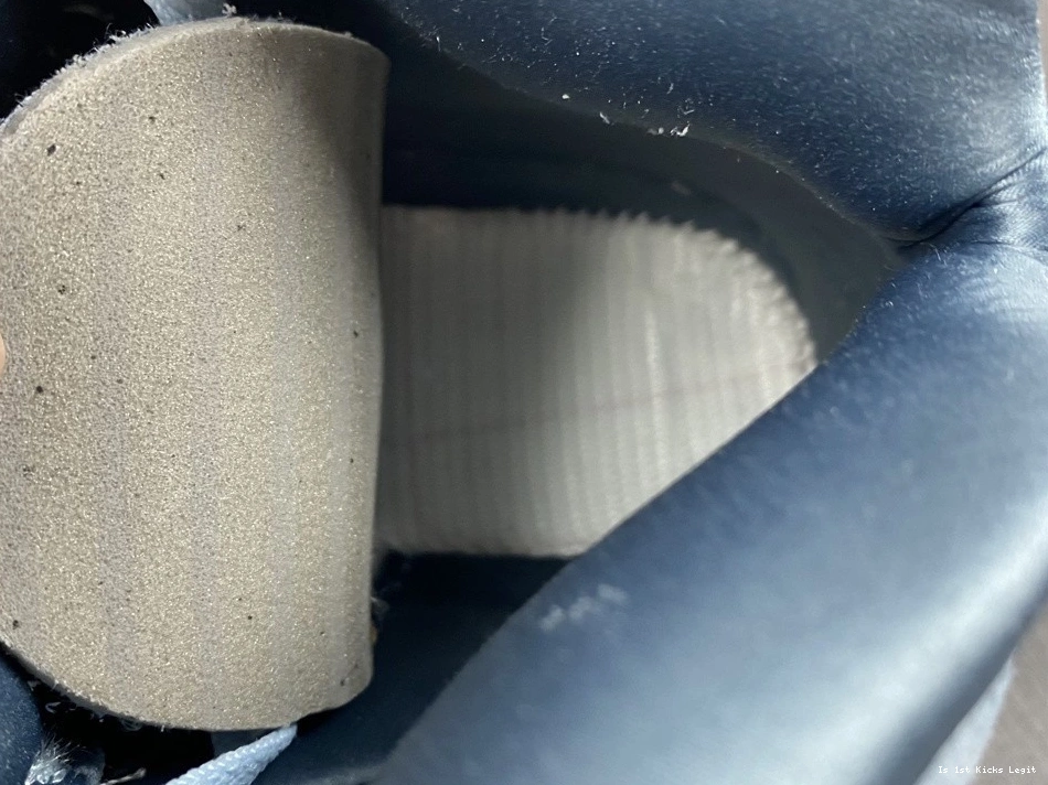 DD9336-400 (W) Bluebird Retro - Jordan 5 1224